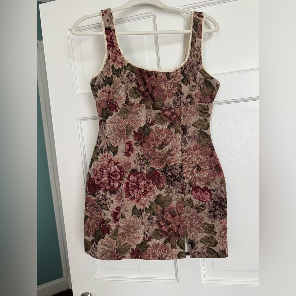 Floral Sleeveless Dress alter’d state
